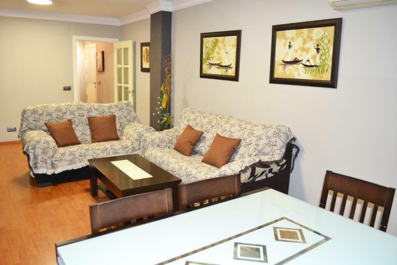 Apartamento Acogedor, Excelente Ubicacion, 10 Min Centro * Sevilla